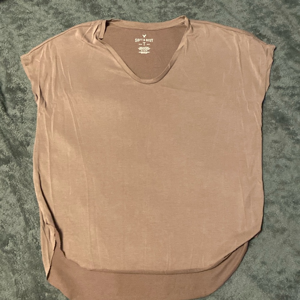 Women’s Size M Tee